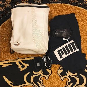 Vintage PUMA Joggers & backpack 🎒